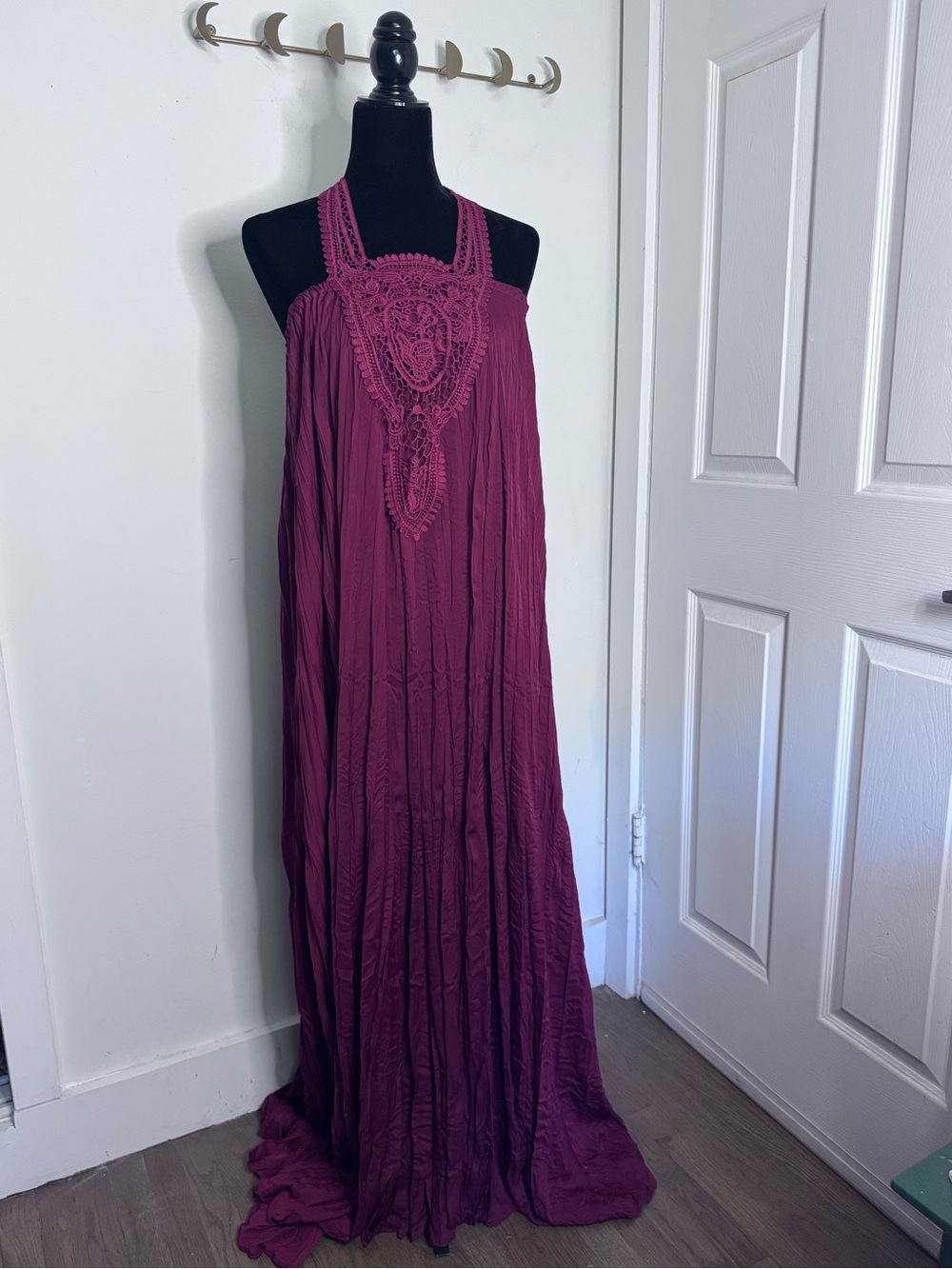 Olivaceous NWT Plum Crochet Halter Open Back Maxi Dress Size L